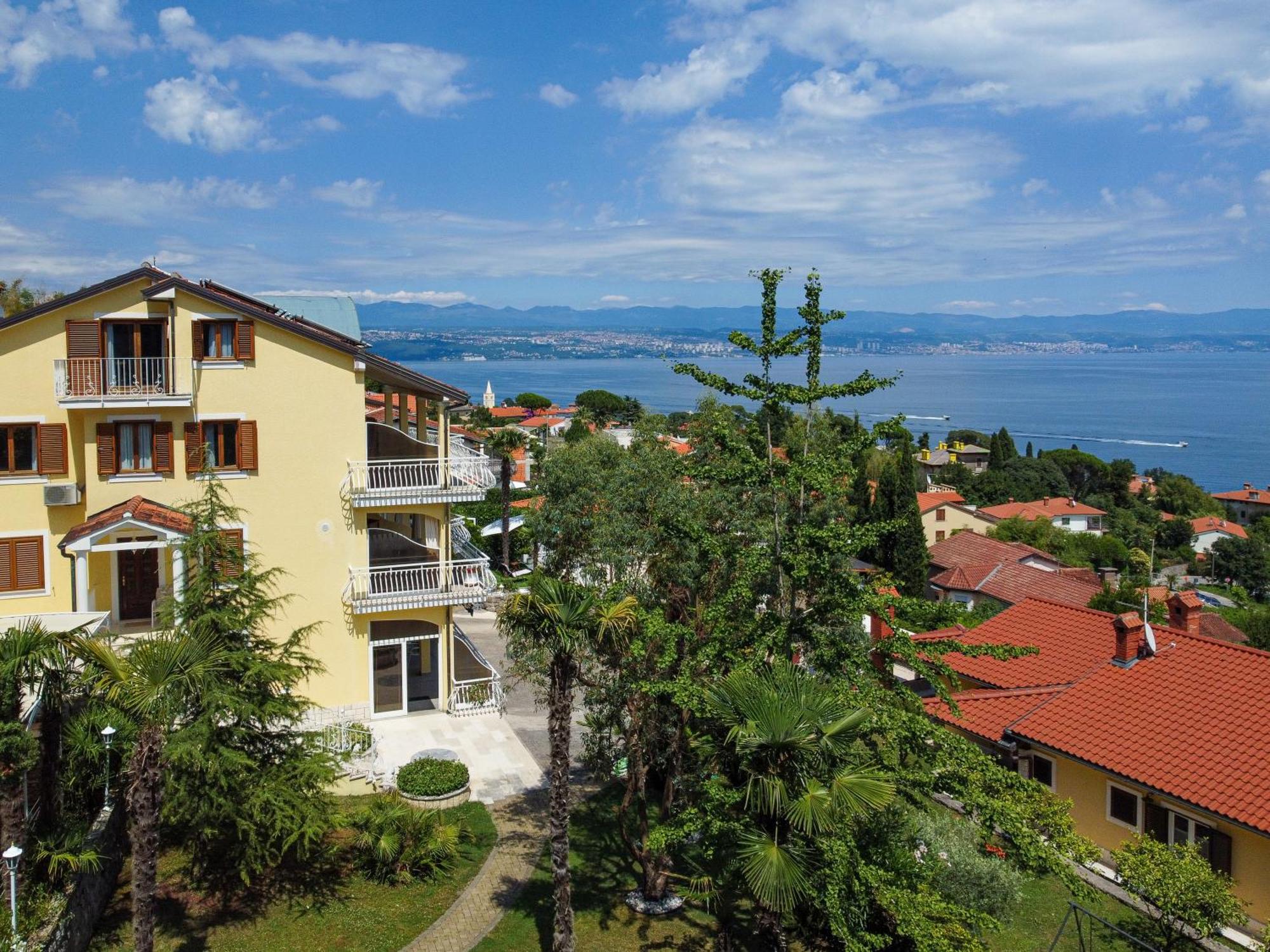 Villa Mona Lisa Lovran - Croatia Экстерьер фото